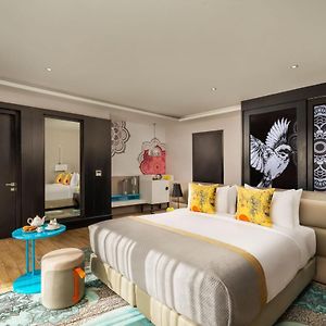 Premium Villa Tea Experience